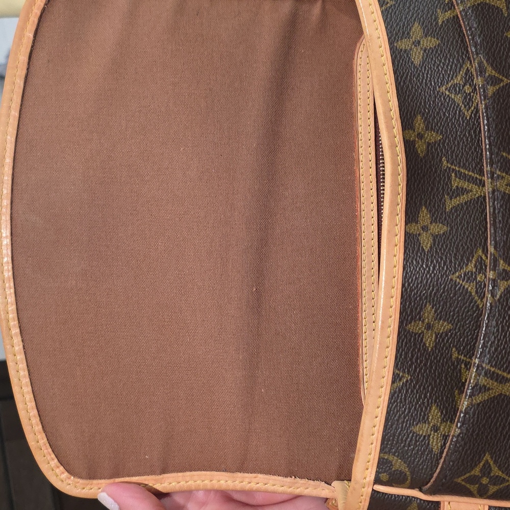 Authentic Louis Vuitton Sologne Crossbody Bag - Picture 9 of 10